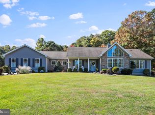 1301 Lodge Rd, Hedgesville, WV 25427