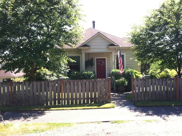 3503 NE 42nd St, Seattle, WA 98105