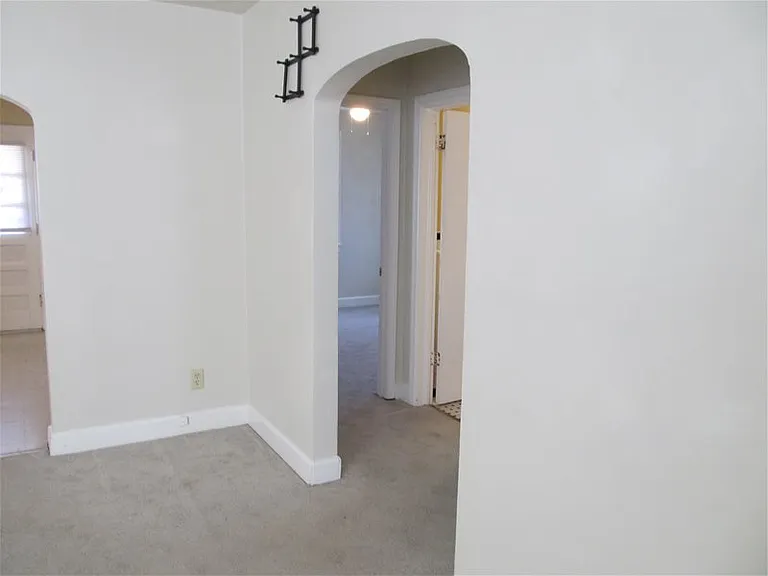 5005 Winchester Dr — Photo 9