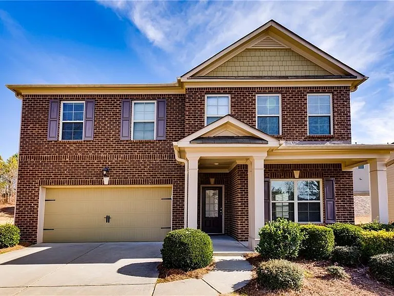 7245 Rocking Horse Ln — Photo 1