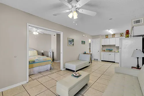 920 W Lagoon Ave Photo 1