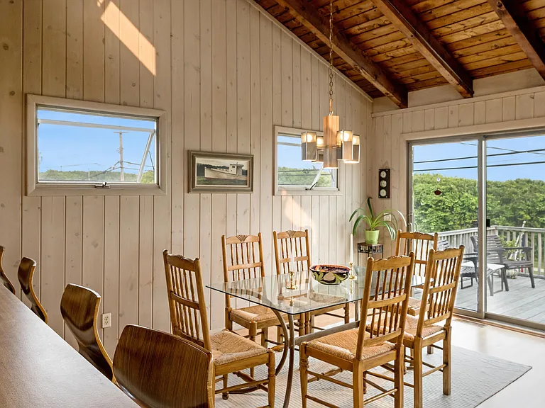 623 Old Montauk Hwy — Photo 6