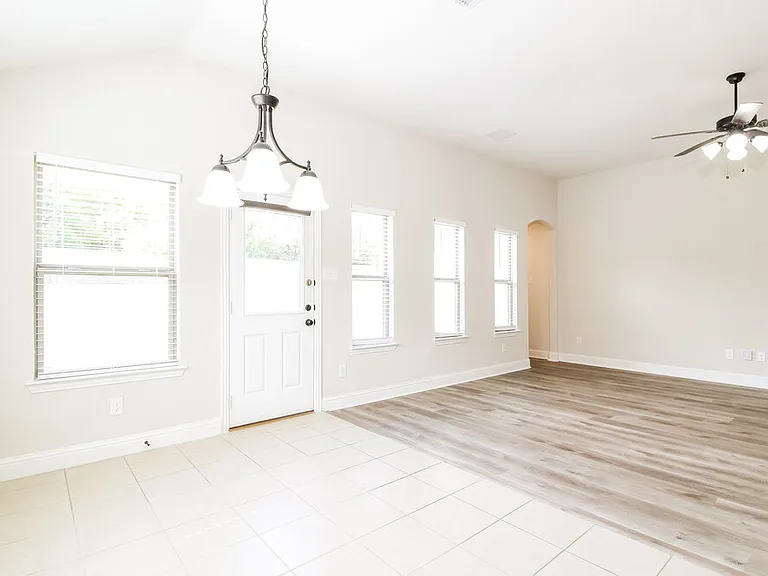 334 Highmeadow Rd — Photo 7
