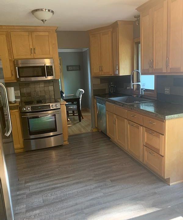 1st image of 2040 Marion St