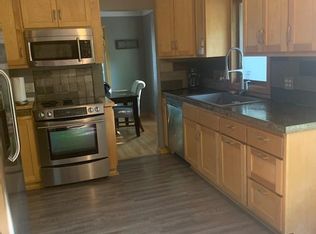 2040 Marion St, Roseville, MN 55113