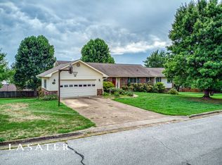 1506 Brentwood Dr, Harrison, AR 72601