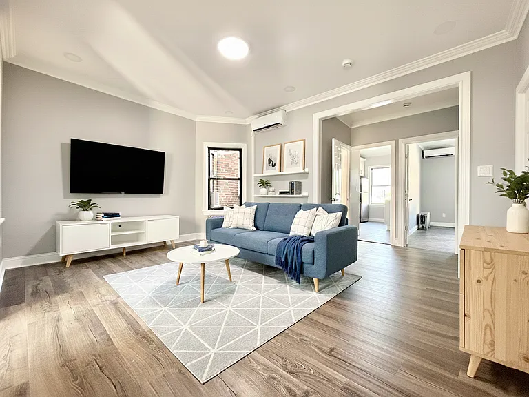 50-30 48th St #2R — Photo 1