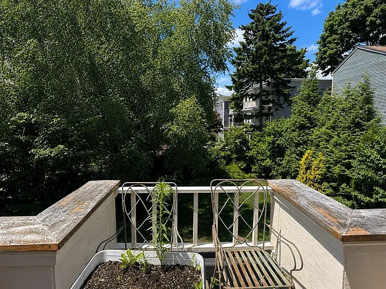 27 Cogswell Ave #2 — Photo 1