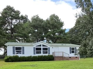 124 Franklin Road, Raeford, NC 28376