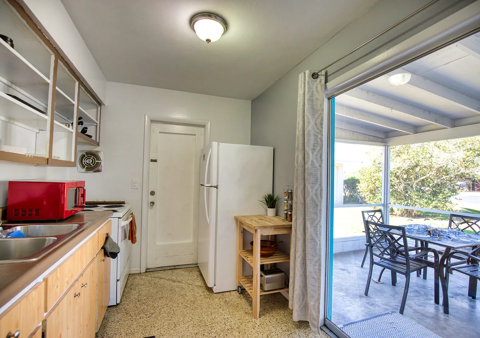 king beds full kitchen near siesta key beach — Photo 3