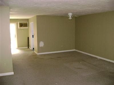 3rd image of 5 Holly Circle #5