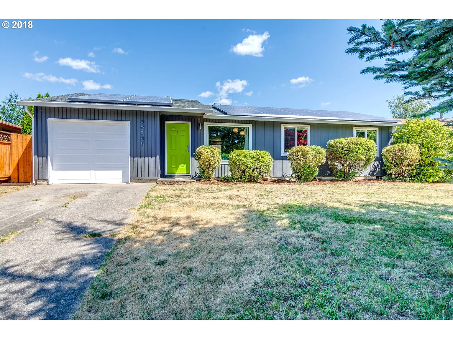 20745 SW Jay St photo 1