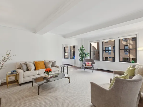 55 East 72nd Street 11N image 2 of 13