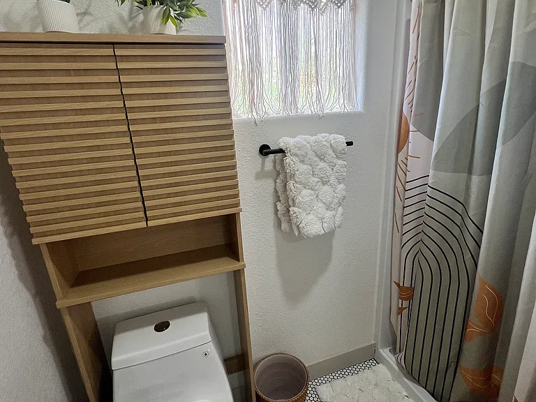 870 Buol Rd #2 — Photo 5
