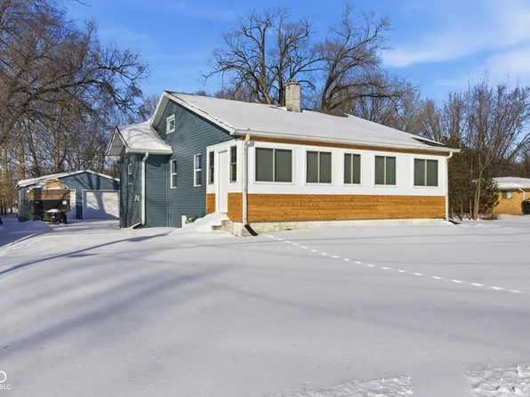 3926 Wildwood Dr, Indianapolis, IN 46239