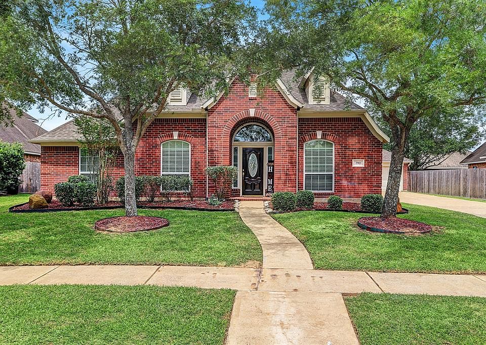 1st image of 2903 Amanda Lee Dr