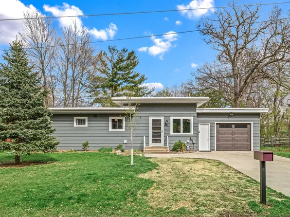908 15th St SE, Menomonie, WI 54751