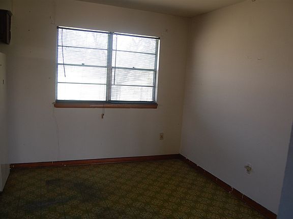 5th image of 2605 NW 46th St