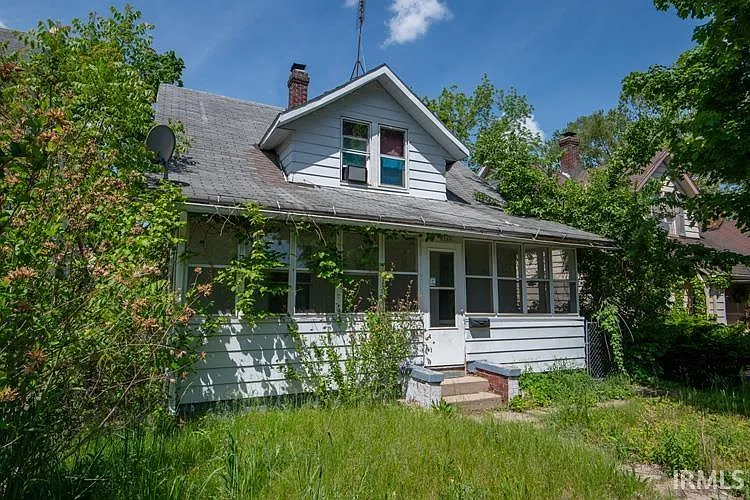 1723 Kendall St photo 1