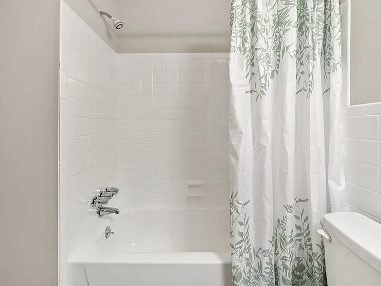 4991 Arbor Village Dr — Photo 21