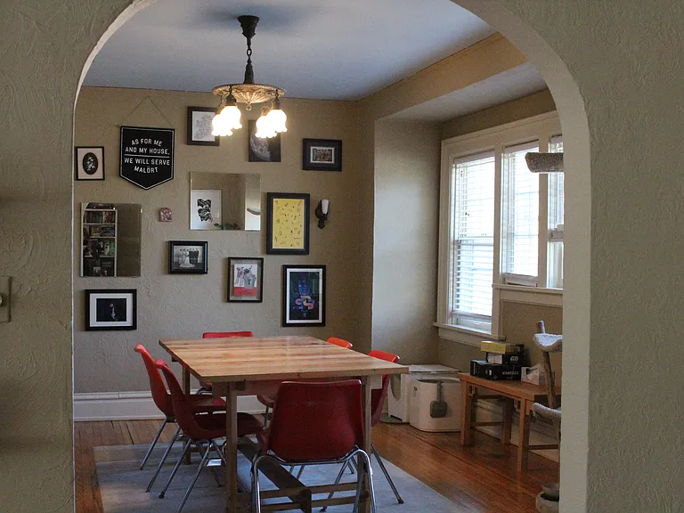 Lovely dining room!