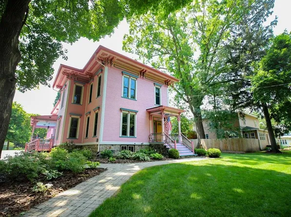 203 Irwin Ave, Albion, MI 49224