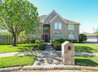 7723 Apache Plume Dr, Houston, TX 77071