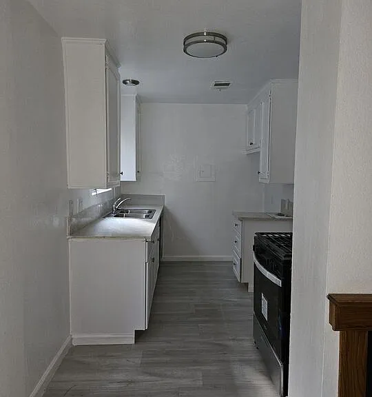 5170 N Columbus Ave #7 — Photo 12