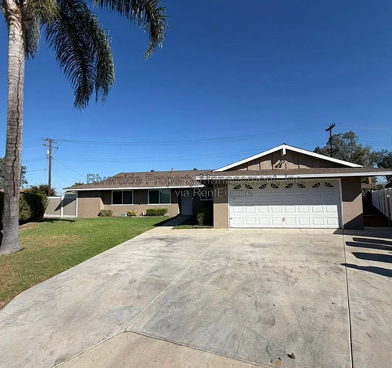 4500 Sutton Pl