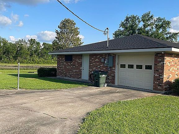 4th image of 122 Gaudet Dr