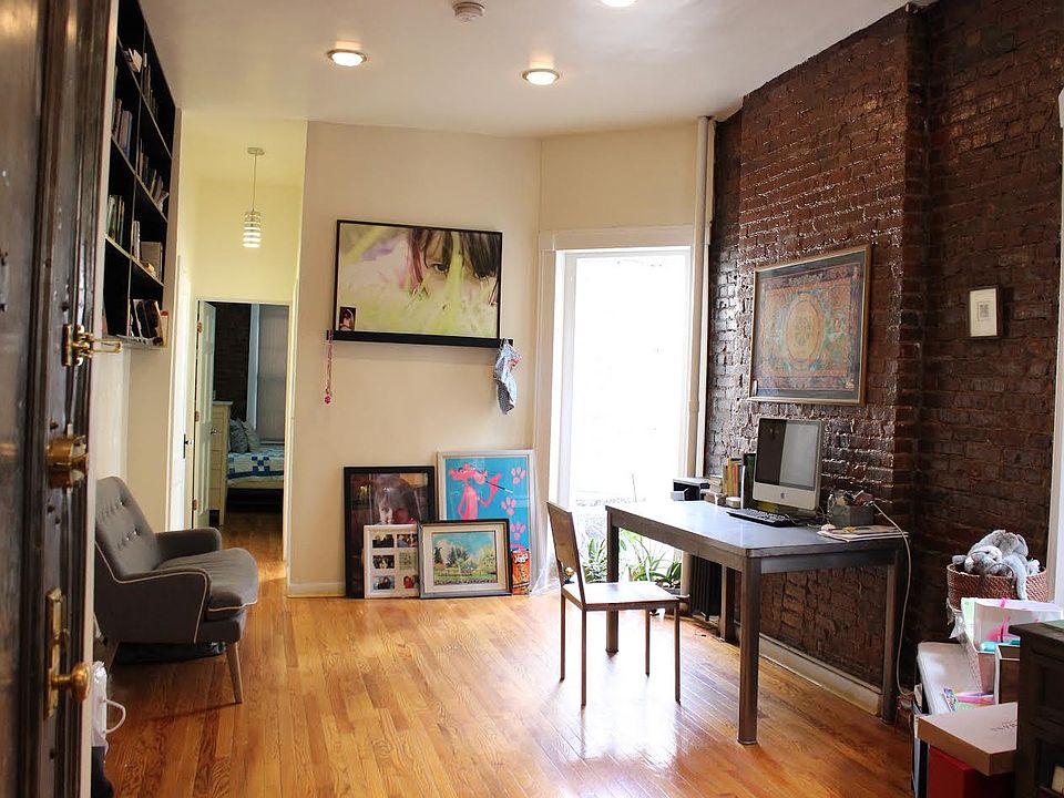 1st image of 107 W 106th St APT B