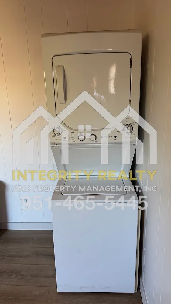 Studio, 350 sqft, $1,695 — Photo 4