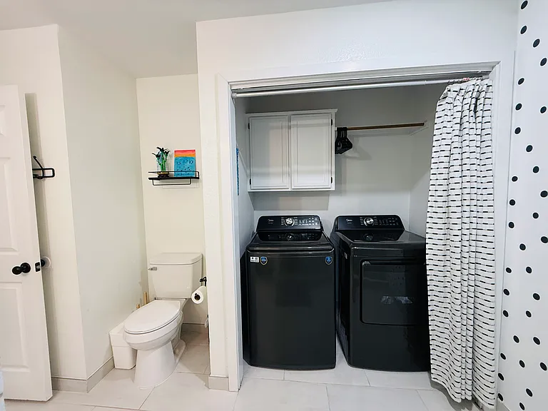 2 Holly Dr #B — Photo 9