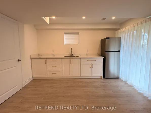 31 Cherry Bush Rd #Basement, Vaughan, ON L6A 0R9