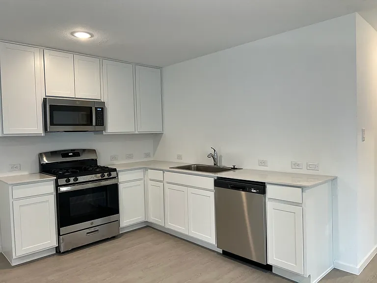 8514 Eucalyptus Hls — Photo 3