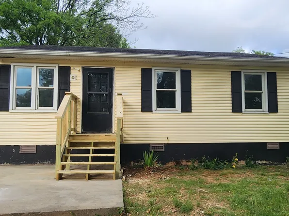 109 Beech St NW, Roanoke, VA 24017