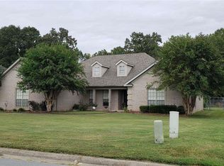 932 Elkhorn Ct, Jacksonville, AR 72076