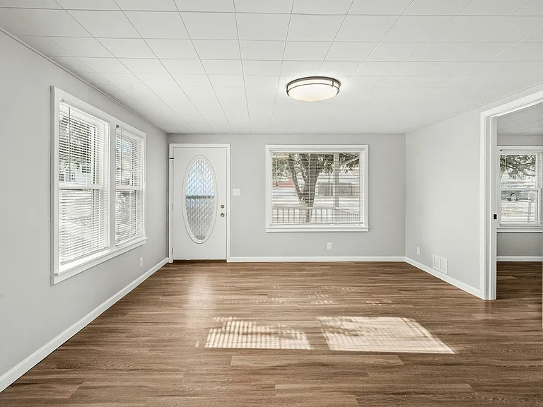 1508 Wilson St — Photo 14