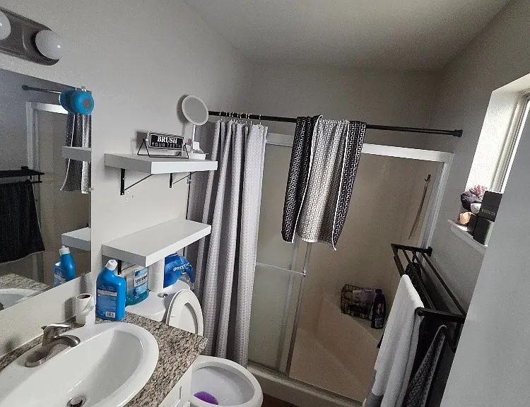 553 Grimsby Ave — Photo 7