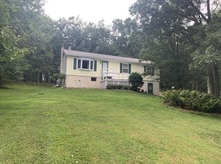 117 Mount Ranier Rd, Effort, PA 18330