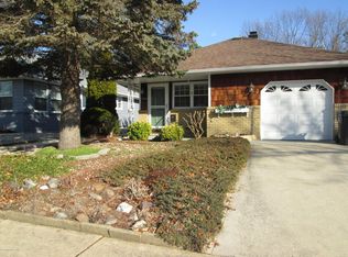 2249 Mount Hope Ln, Toms River, NJ 08753
