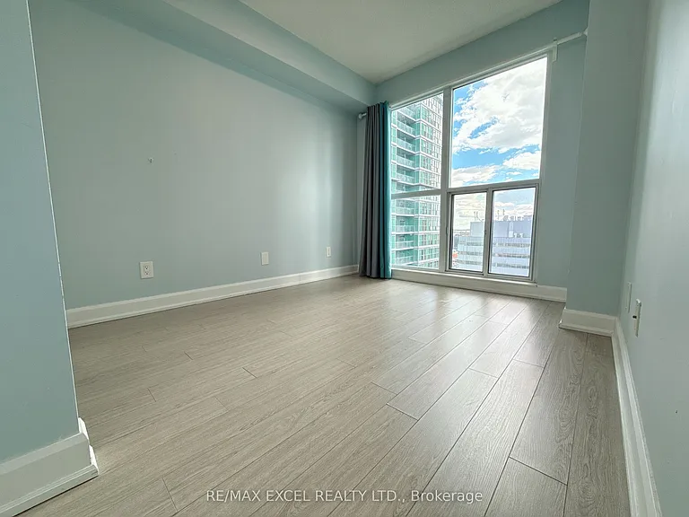 60 Town Centre Ct #1207 — Photo 16
