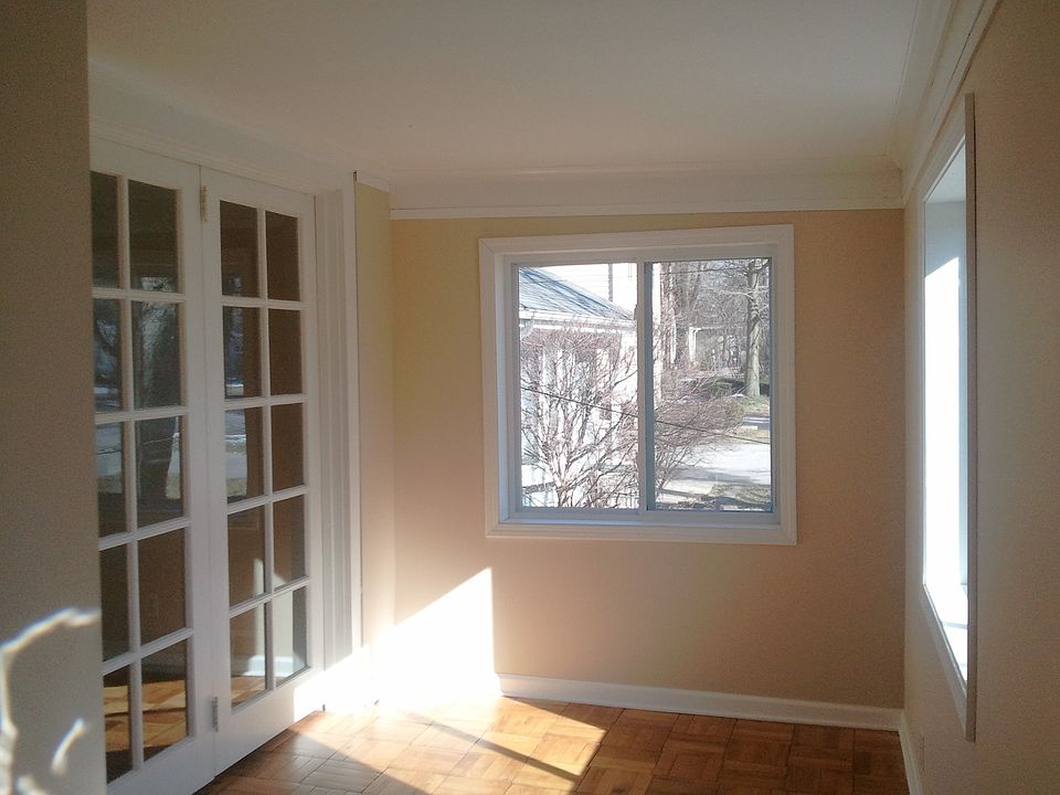 2nd image of 1736 Terrace Rd