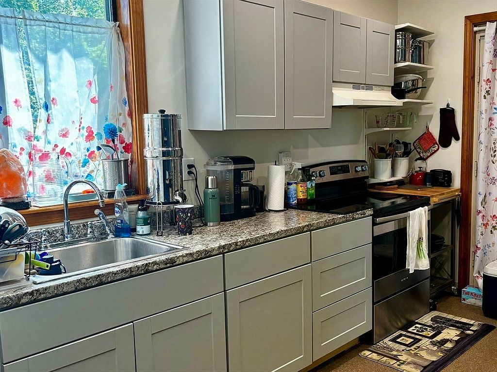 10 Cochituate St 8, Natick, MA 01760 Zillow