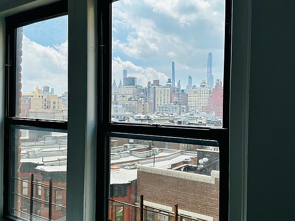 4th image of 215 W 83rd St APT 8D