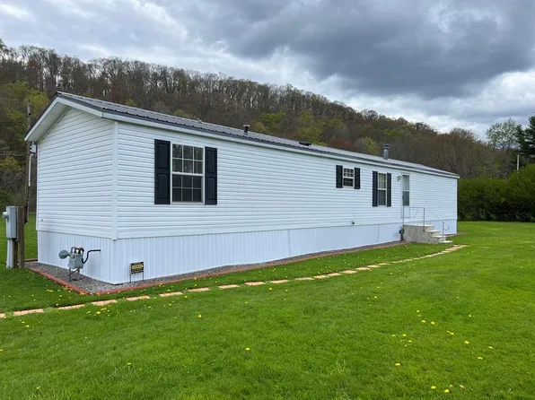 765 Drake Well Rd, Titusville, PA 16354