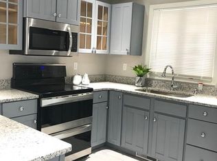 5 Randall Pl, Springfield, MA 01108