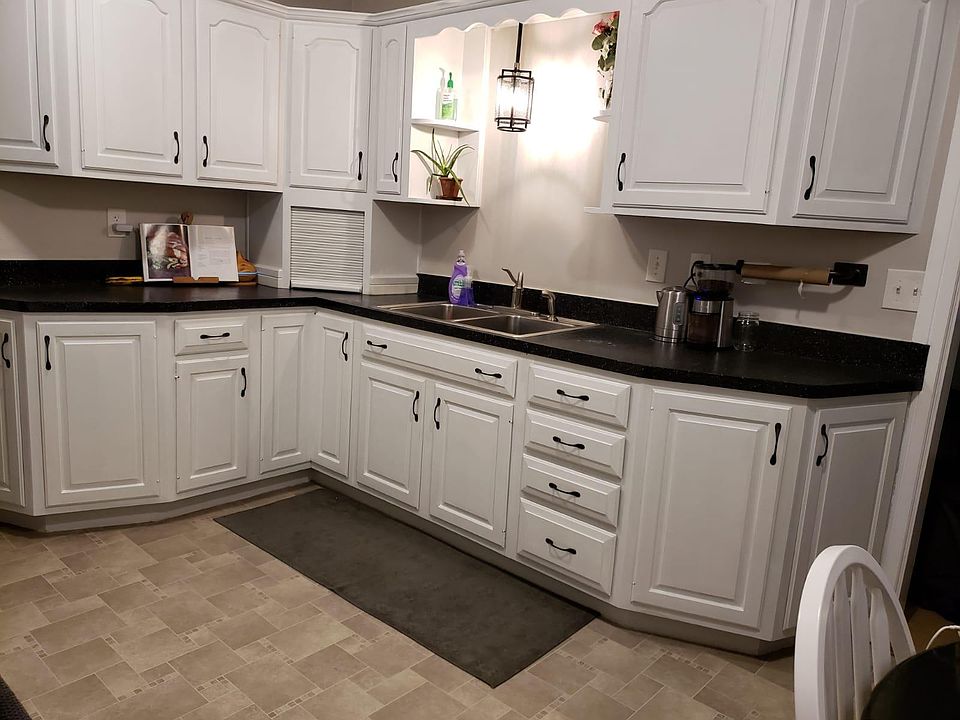 1st image of 365 N Prune St