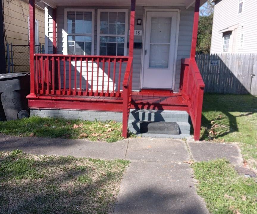 1st image of 2118 Pearl St