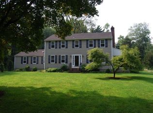 203 Davenport Ridge Rd, New Canaan, CT 06840